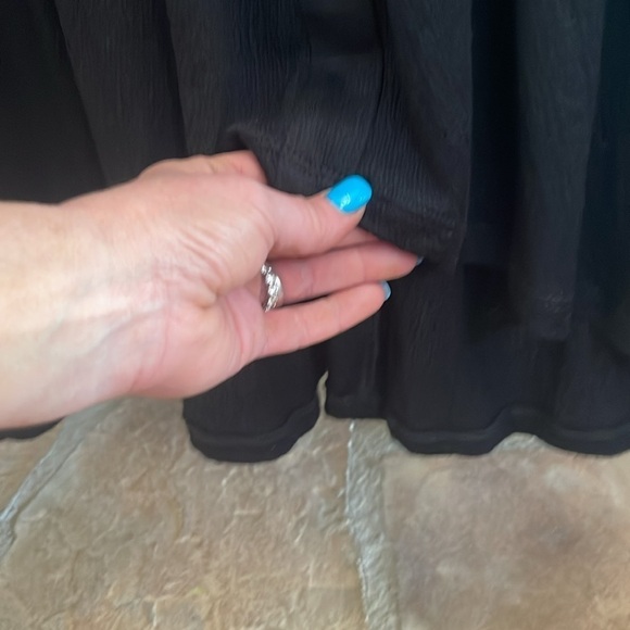 Cato black high-low skirt with elastic waistband. Size 14/16 - Picture 6 of 11